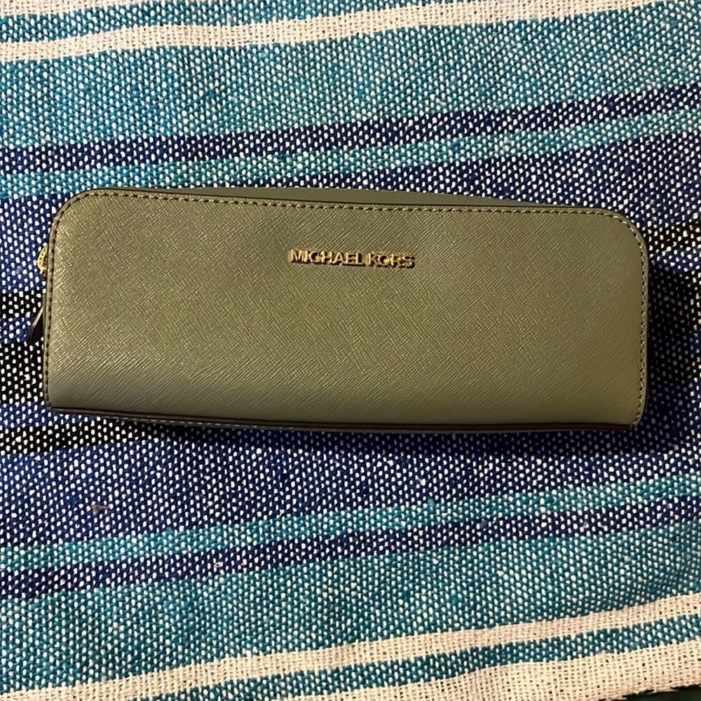 Michael Kors Cosmetics bag